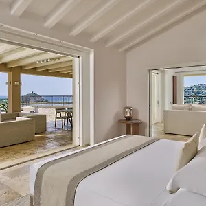 Conrad Laguna Sardinia 5* Chia